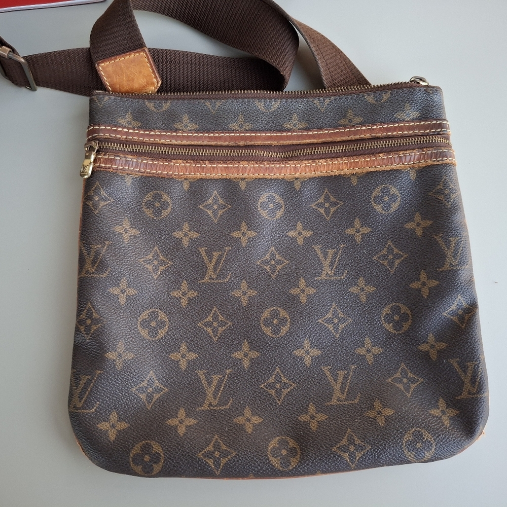 Louis Vuitton Bosphore Brown Crossbody Monogram Signature Bag - Picture 8 of 8